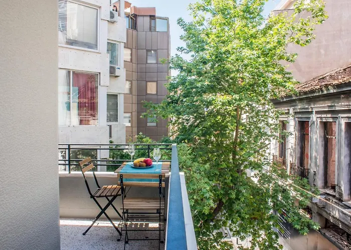 A23 Premium Suite With Balcony Near Parthenon